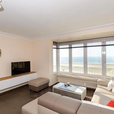 Lecomte - The Shoreline Beachhouse 77 *